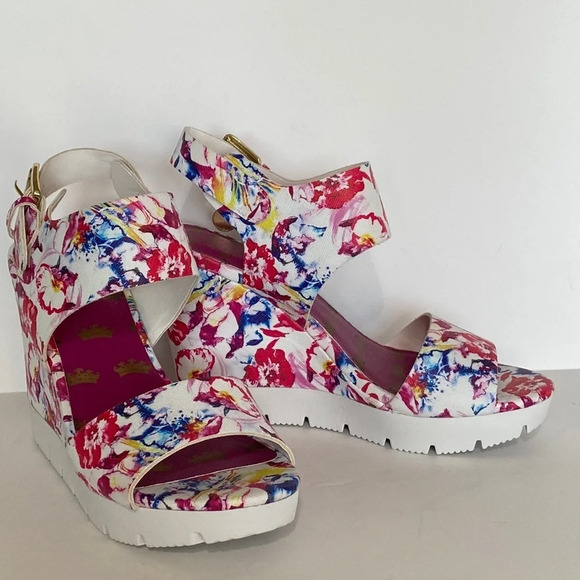 Juicy Couture Trish Floral Heeled Wedge Open Toe Slingback Sandals Size 7 - Picture 2 of 8